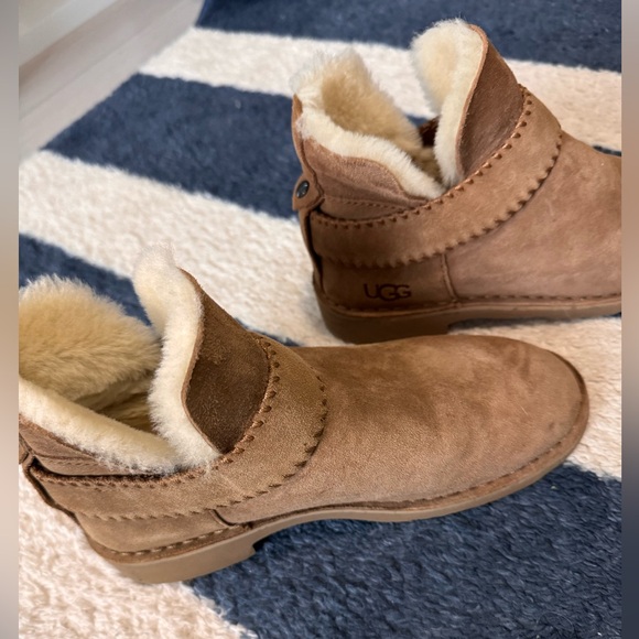 UGG McKay boots - Picture 4 of 8